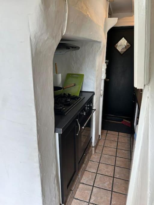 Cozy Apartment In Popular Street 베르겐 외부 사진